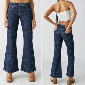 BDG Dark Blue Patterned Low Rise Flare Jeans 👖